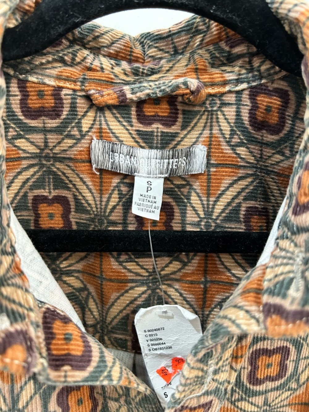 Urban Outfittters Big Corduroy Work Shirt Geometric 70s Print Button Down Sz Sm - Picture 7 of 10